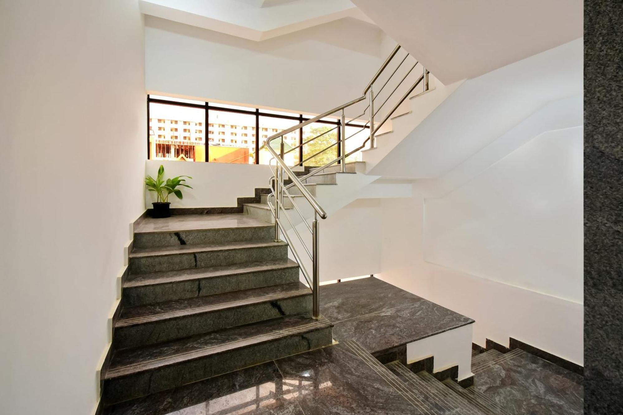 Super Grand Collection O Near Sarjapur Road Near 7D Voyage Bangalore Exterior foto
